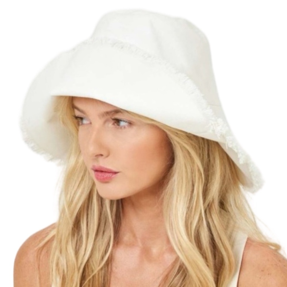 L*Space Bucket Hat Cream Lakeside Frayed Edge NWT - Picture 2 of 5